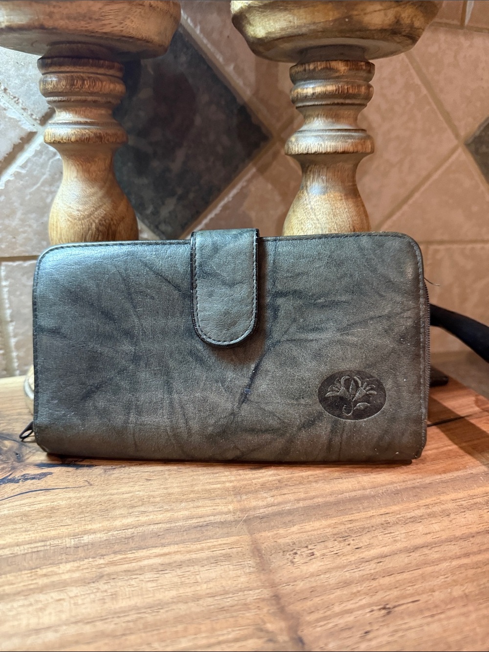 Buxom Olive Green Cowhide  Zip Wallet